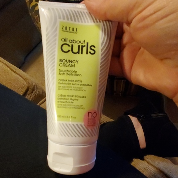 ZOTOS Professional  All About Curls Set - Picture 5 of 5